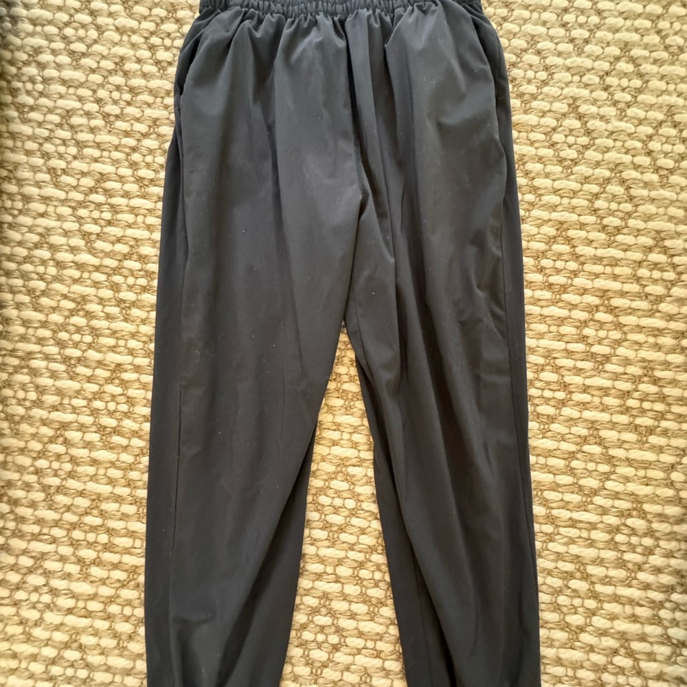 Black Vuori Joggers